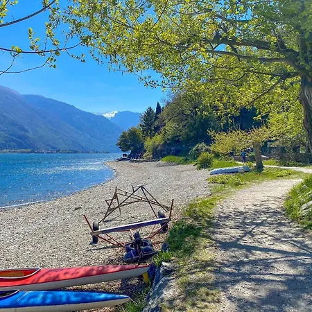 Nido Riva Cigno Pianello Del Lario
